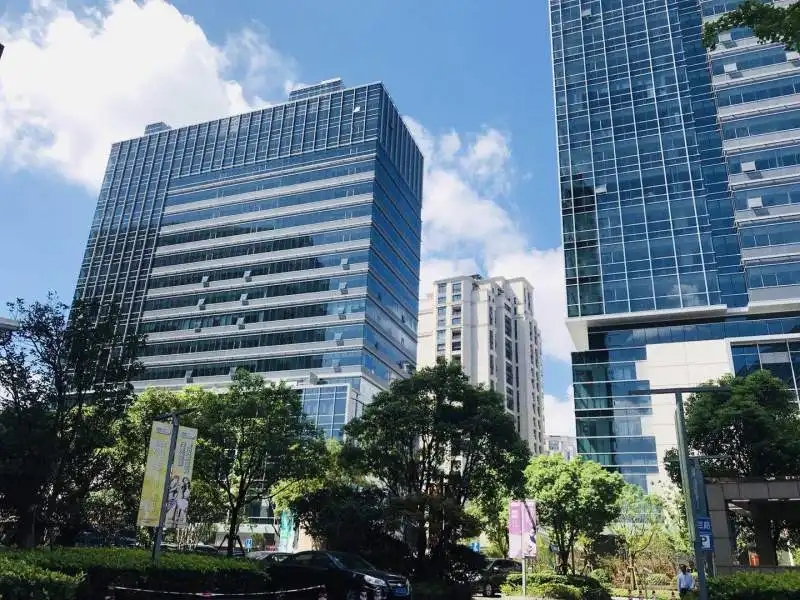 1647240701227386.jpg 东航滨江中心.jpg